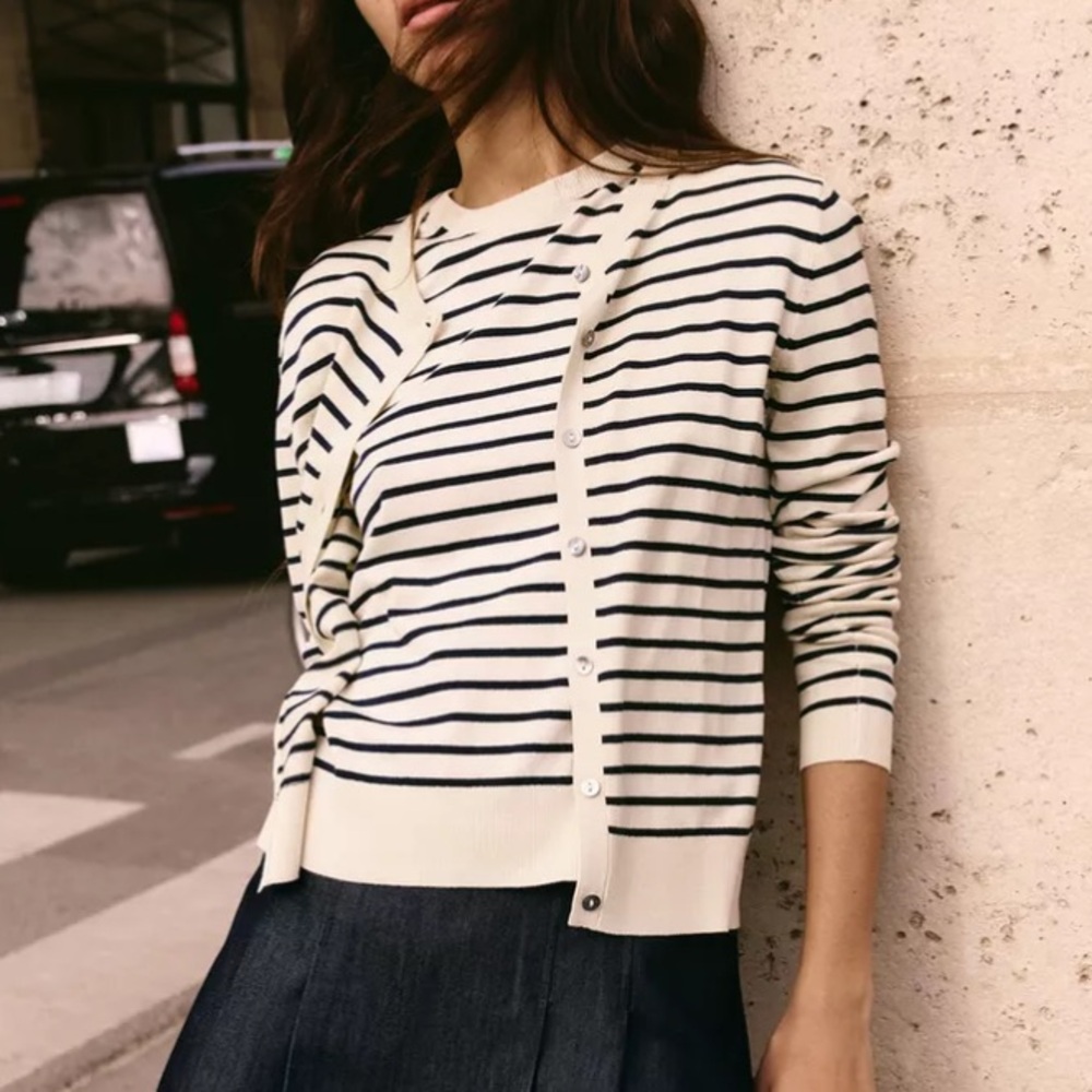 Zara Preppy Black & Cream Striped Button Down Cardigan Boxy Crop Size Medium